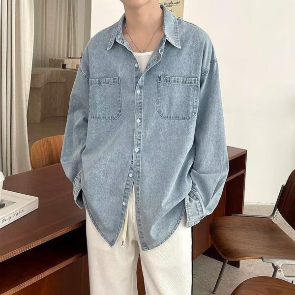 Men’s Light Blue Denim Shirt Jacket – Workwear-Inspired Casual Layer