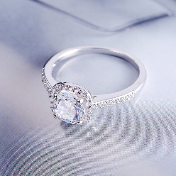 Luxury Silver Square Zircon Ring