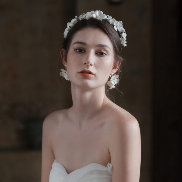 Elegant Ceramic Flower Bridal Accessories